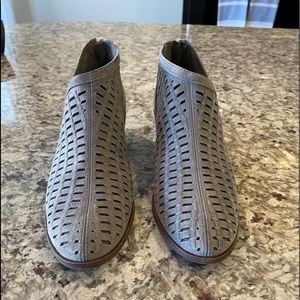 Vince Camino grey bootie